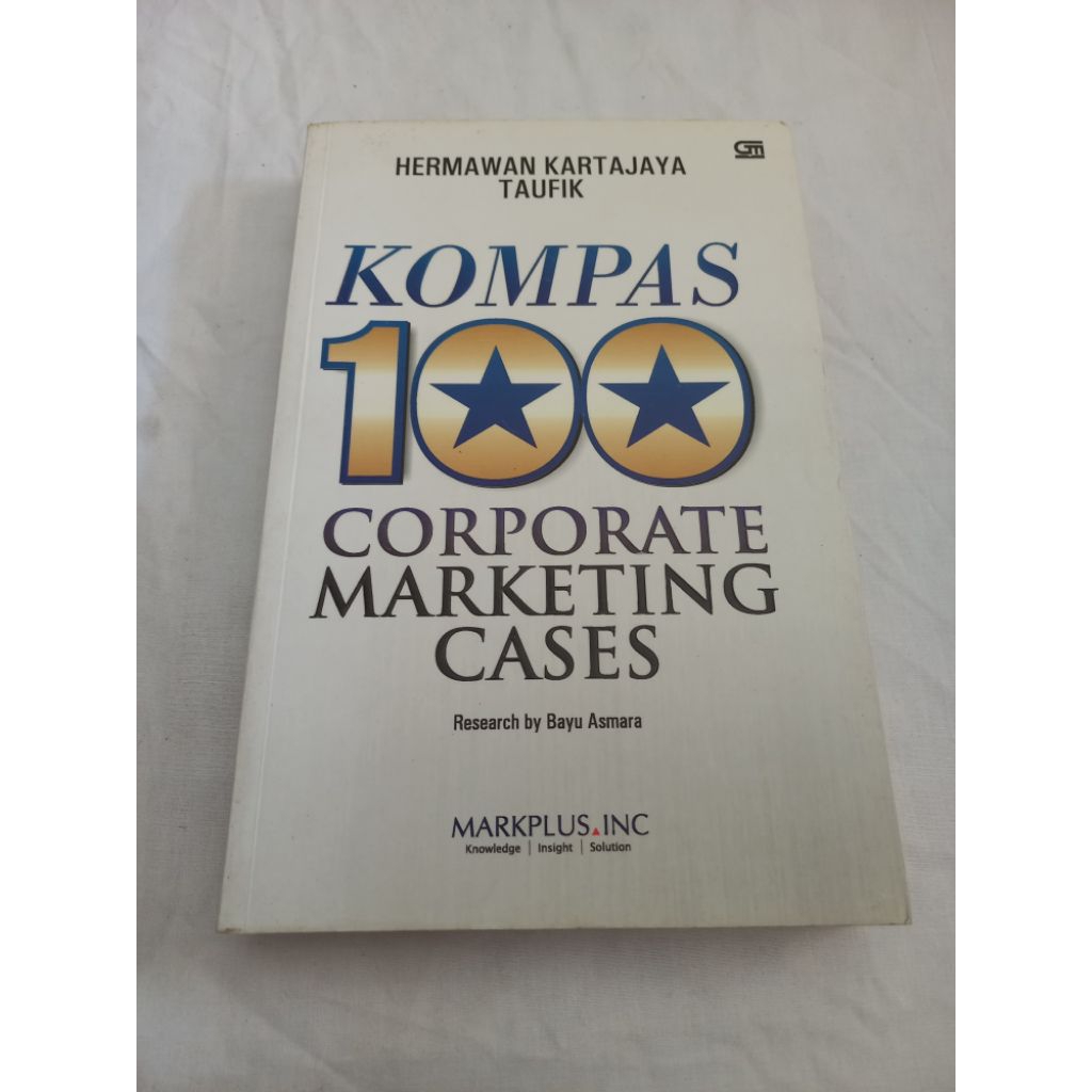 BUKU  KOMPAS 100 / CORPORATE MARKETING CASES
