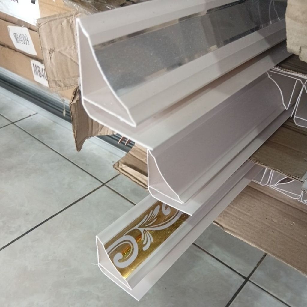 Lis Plafon PVC Lebar 6 cm – Panjang 4 Meter | MAJA INTERIOR