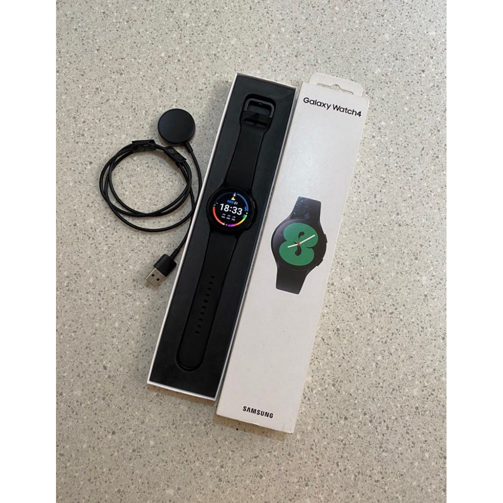 Preloved Samsung Galaxy Watch 4 Second