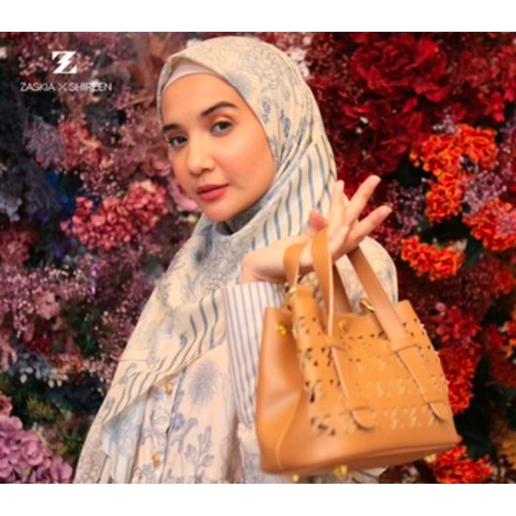 TAS ZASKIA SUNGKAR X SHIREEN SUNGKAR