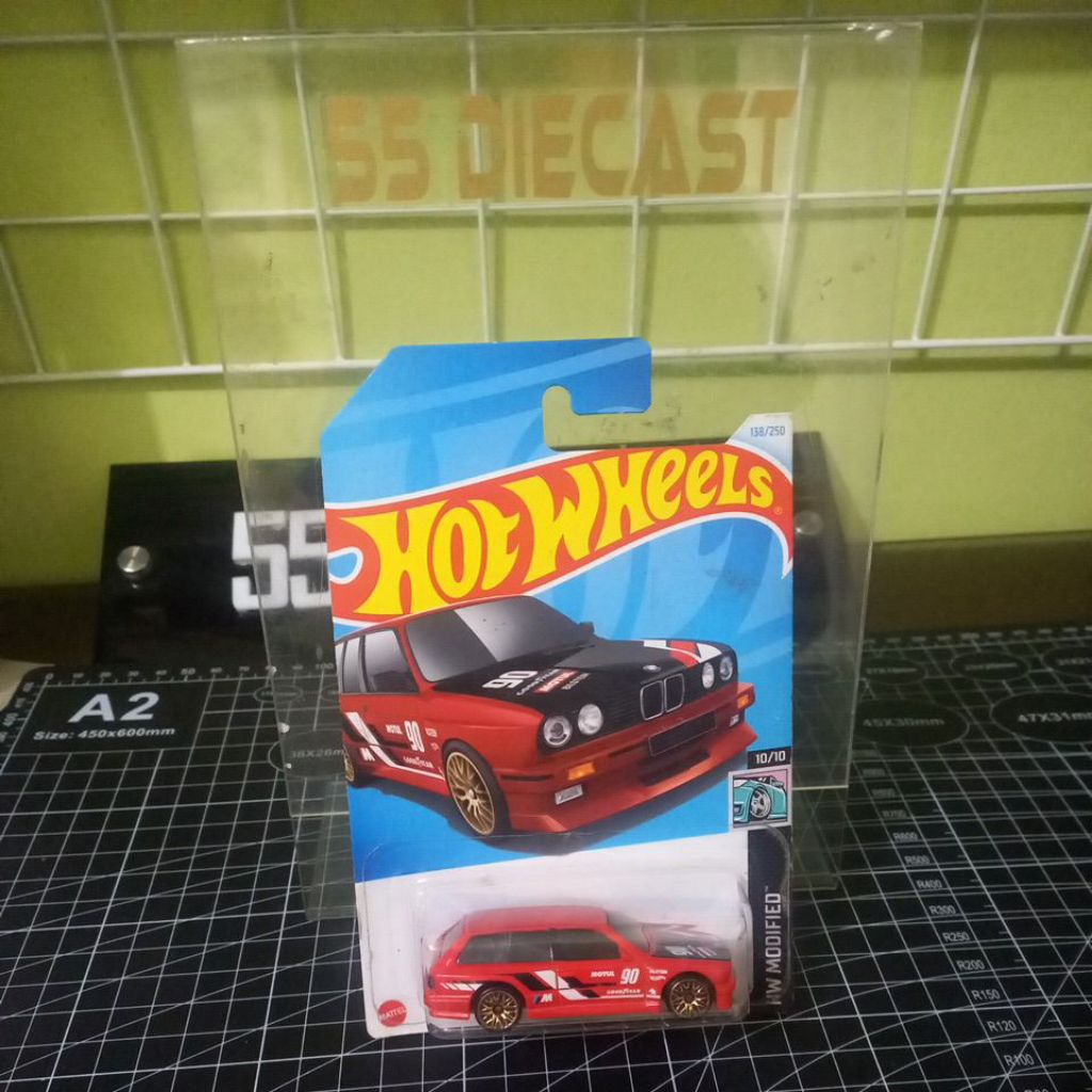 Hotwheels Wagon M3 Wagon Red