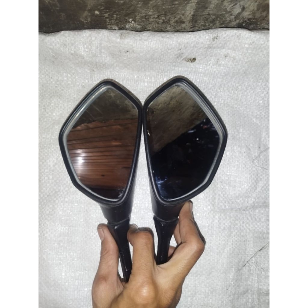 Spion Suzuki GSX 150