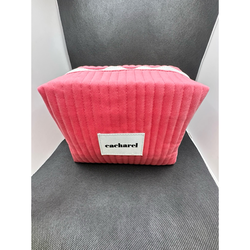 cacharel makeup pouch size large