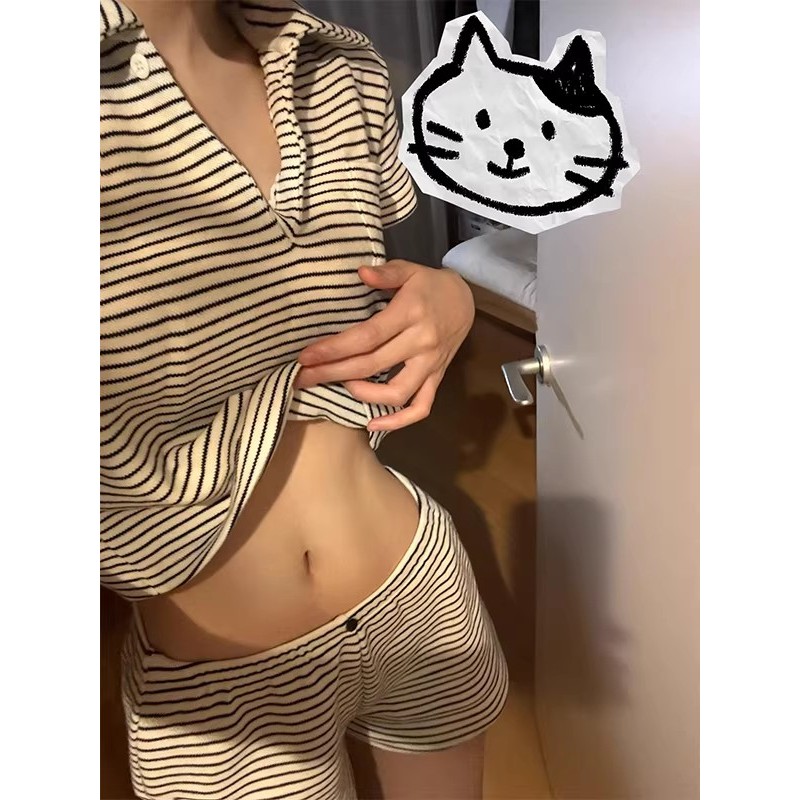 Piyama Set Wanita Korea V-Neck Striped Lengan Pendek Terbaru | Baju Tidur + Hot Pants Big Size, Bisa