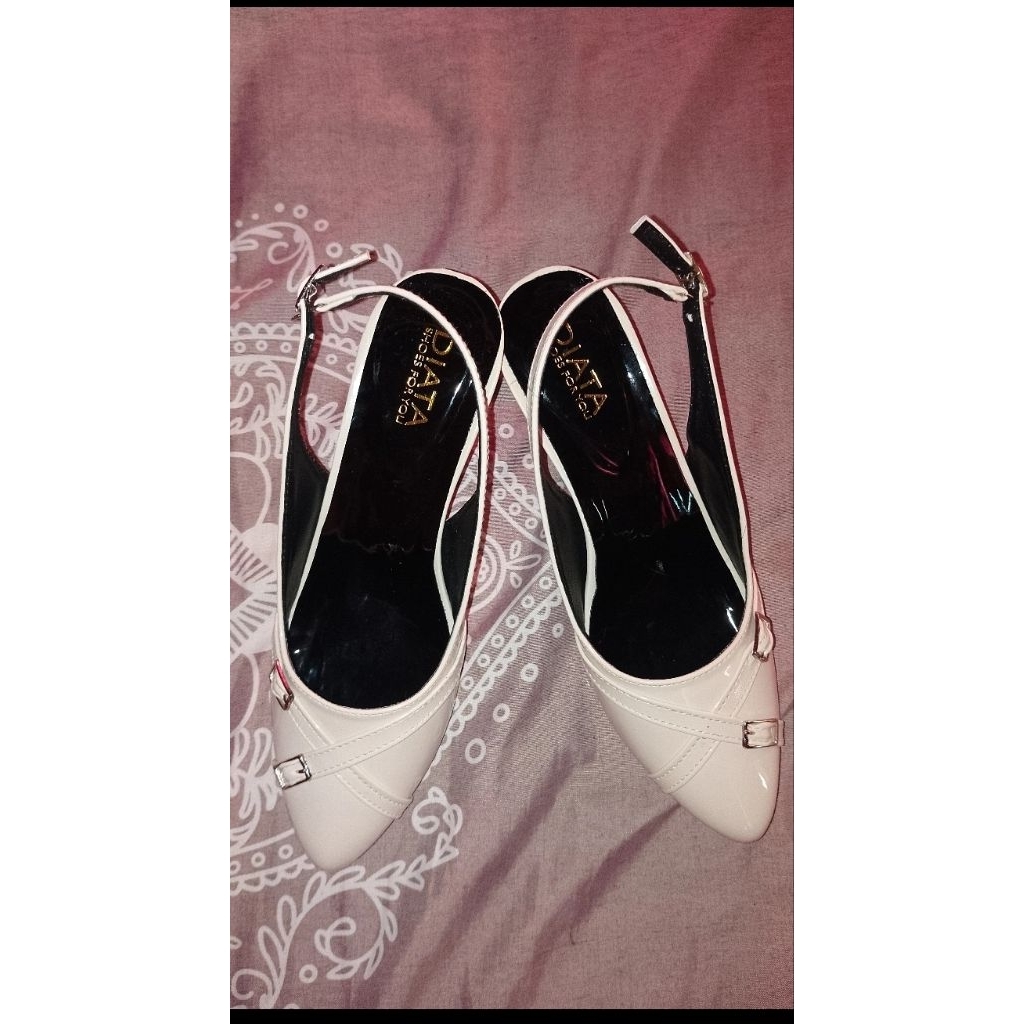 Preloved(NEW) Sepatu Heels Wanita Kerja Kantor Kasual Pesta Sandal Hak 5cm Kondangan