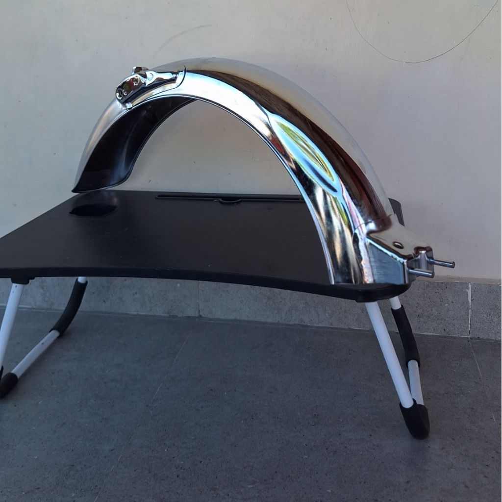 Spakbor Slebor Belakang CB 125 Chrome Helibars