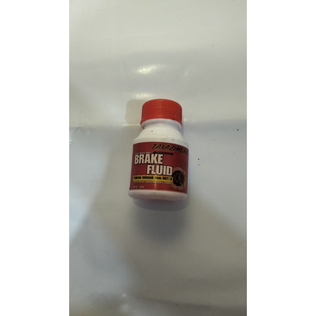 minyak rem motor DOT 3