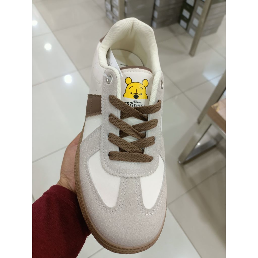 Sepatu Sneakers merk NEVADA DISNEY