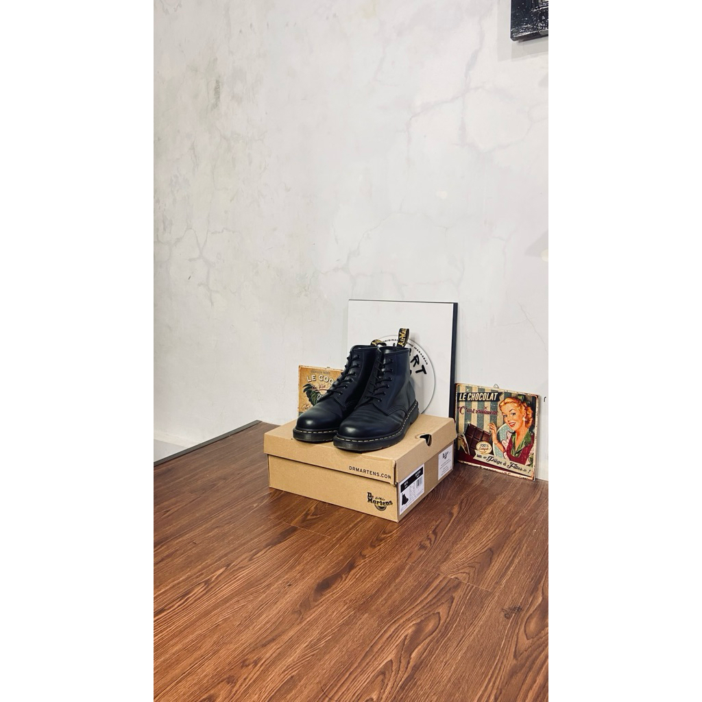 Dr Martens 101 Black Smooth Fullset box & Totebag Like new
