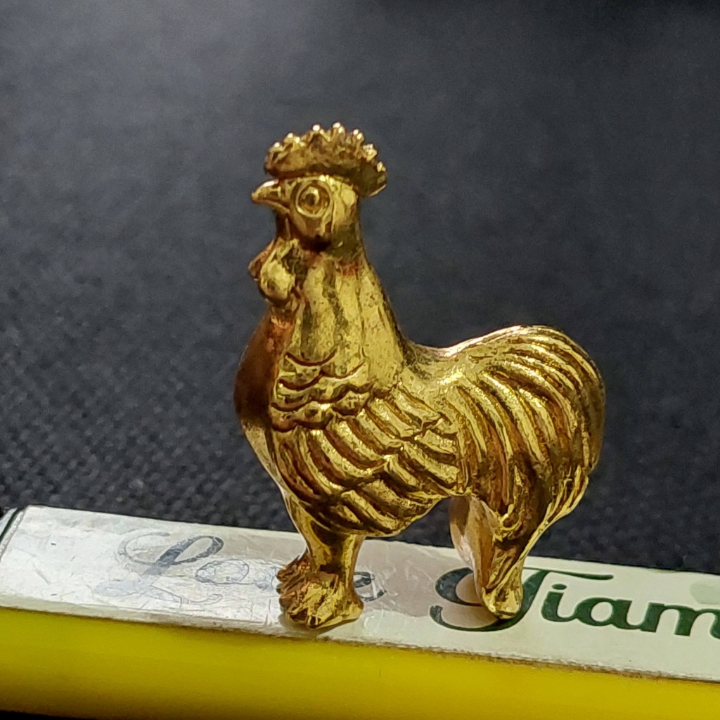 pajangan patung ayam miniatur patung ayam EPNG lapis swiss gold