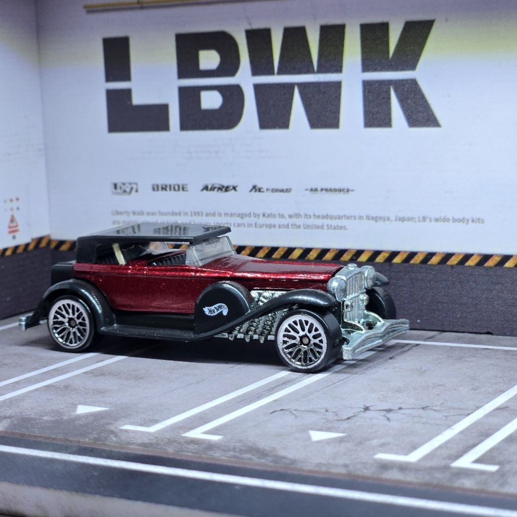 Hot Wheels Loose 1/64 1931 Doozie Red Duesenberg Convertible Rare