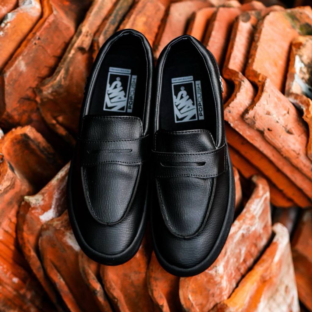Sepatu Sneakers Vans Slip On Pro Skate Leather Loafers Black