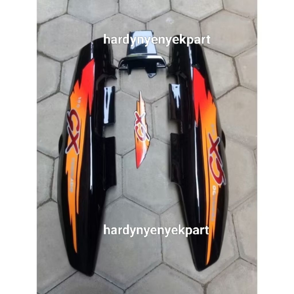 cover set body halus Suzuki tornado 2tak 110cc warna hitam plus stiker