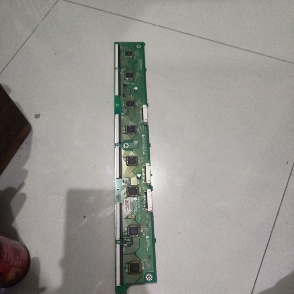 bafer / ic baffer tv plasma LG 42PT350R/250R