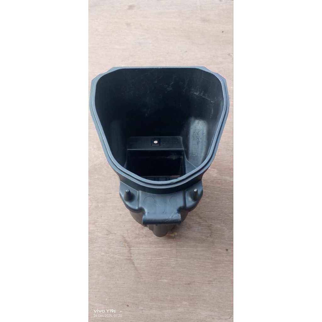 Bok Box Bagasi Wadah Aki Honda Revo Absolute Original Copotan Motor