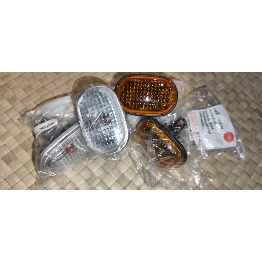 Lampu sein FENDER, Daihatsu Ceria