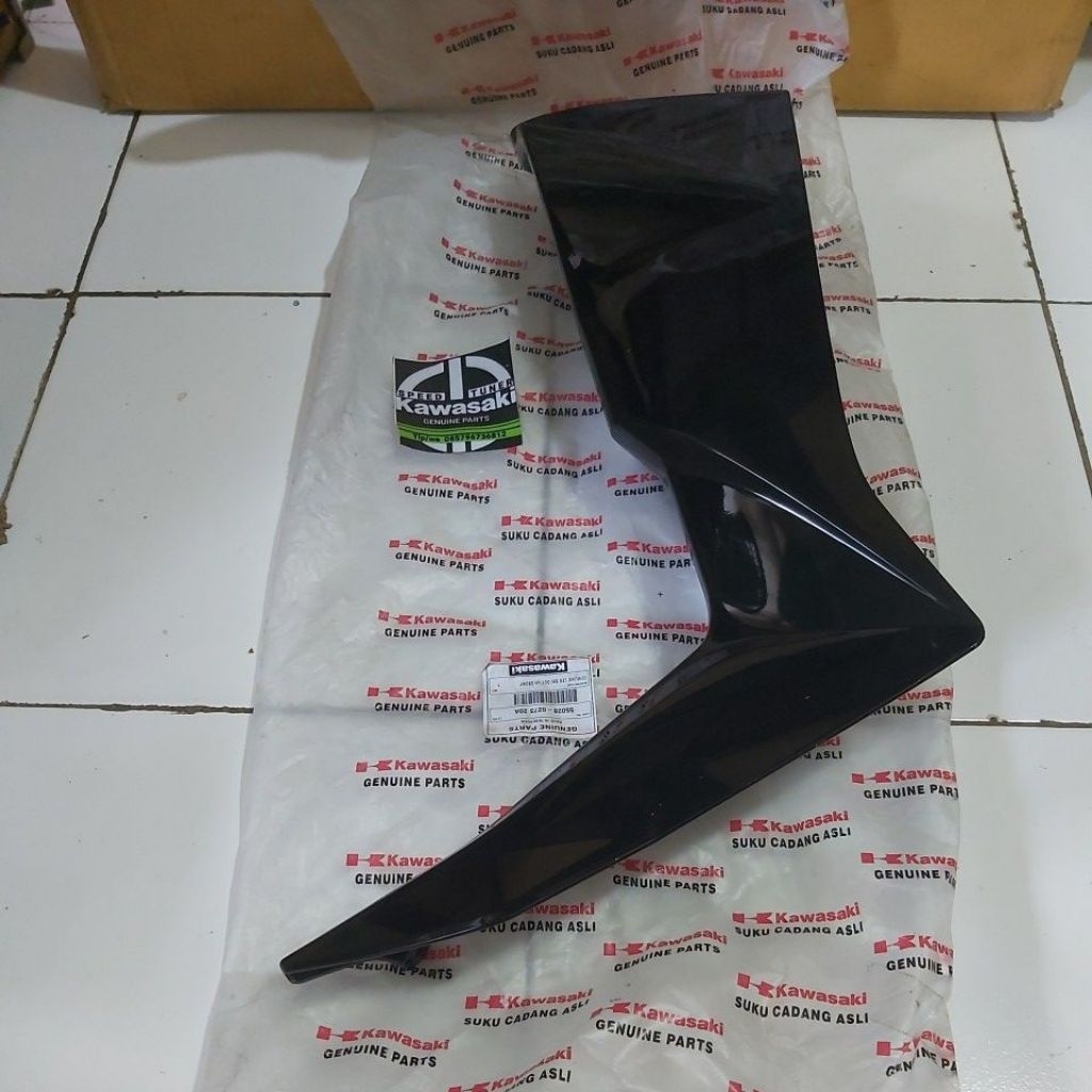 Sayap Luar Kiri Kawasaki Edge 55028-0273 20A