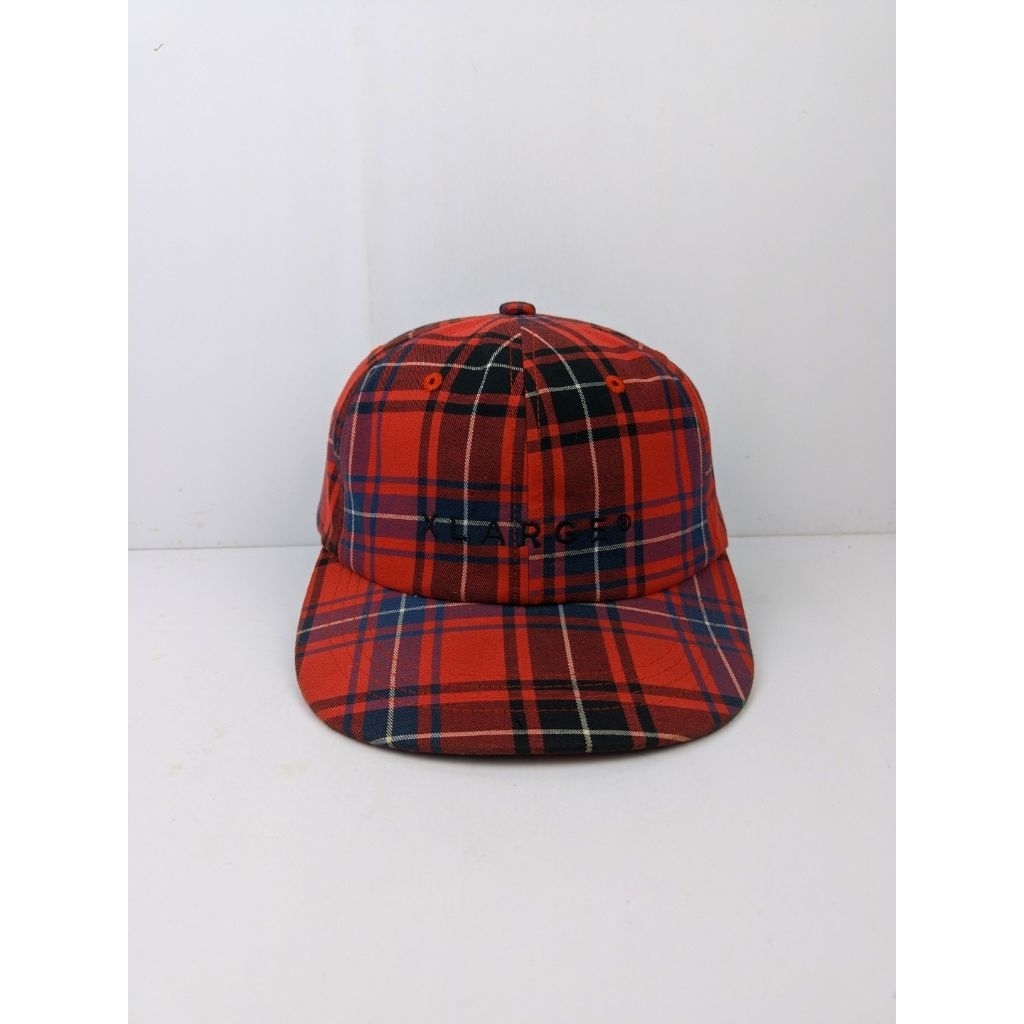 Topi XLarge Logo Tartan Pattern Streetwear Skate Surf Simpel Skena