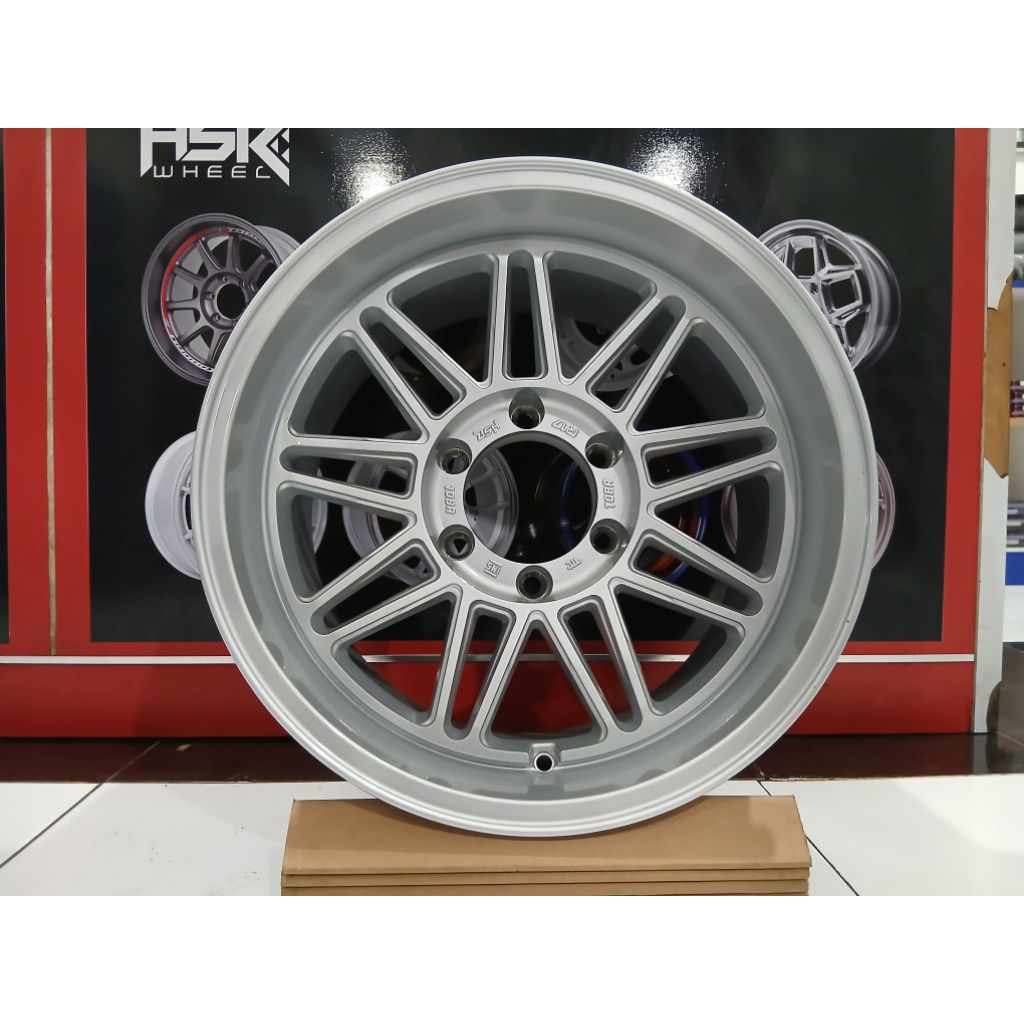 Velg Mobil Racing R17 Toba Hsr Lebar 9 Velg Lubang 6 Warna Silver Dash