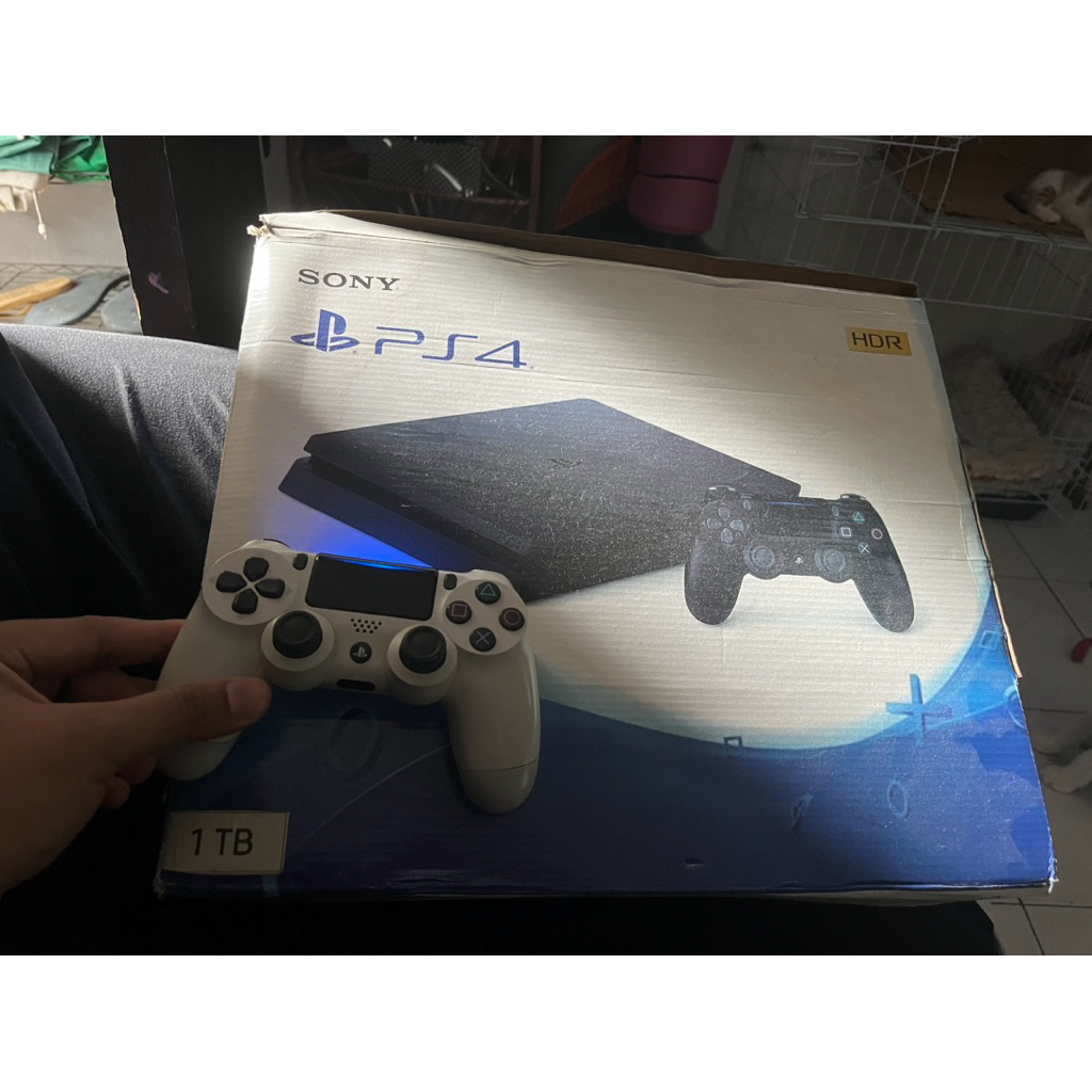 ps4 slim 1tb