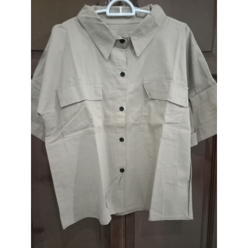 Preloved Kemeja Safari Wanita / Safari Outfit