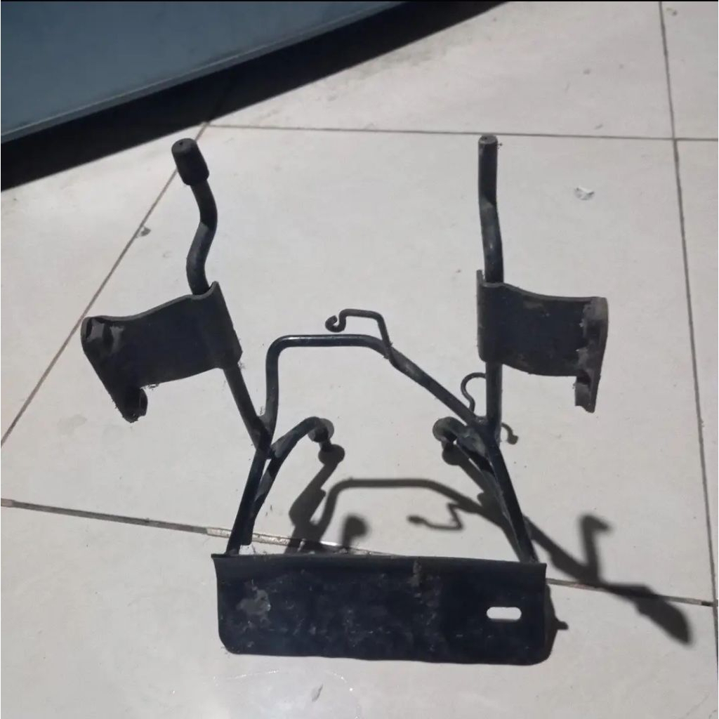 dudukan lampu mp primus