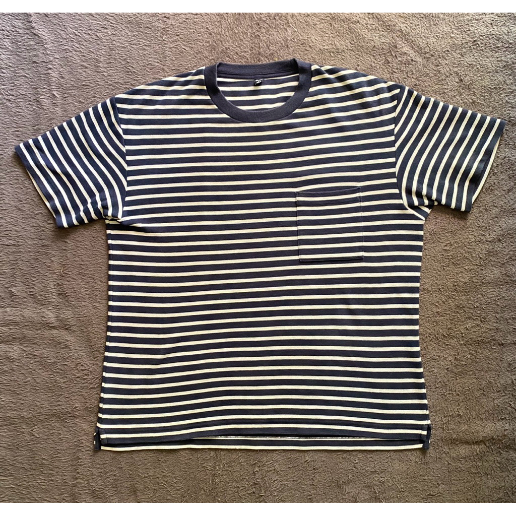 link kaos biru putih
