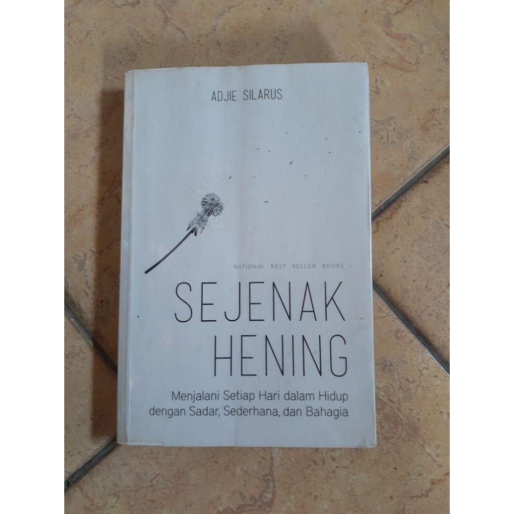 sejenak hening buku second