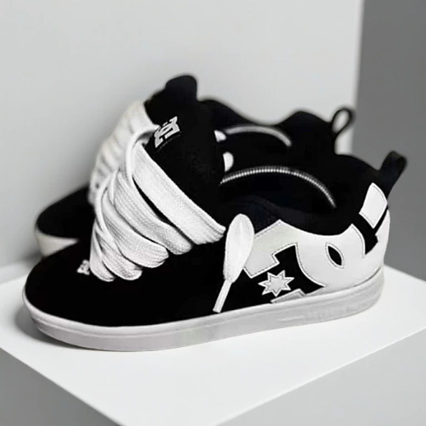 SNI..SEPATU DC COURT GRAFIK UNISEX - KANVAS SUDE, SOL KARET, LEM KUAT UNTUK PRIA DAN WANITA...