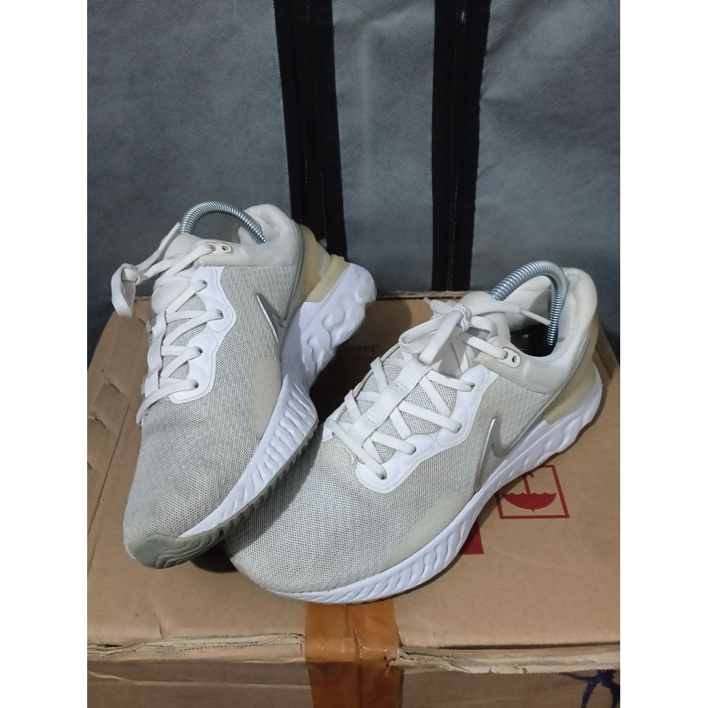 NIKE REACT INFINITY RUN FLYKNIT 3 WHITE/PLATINUM