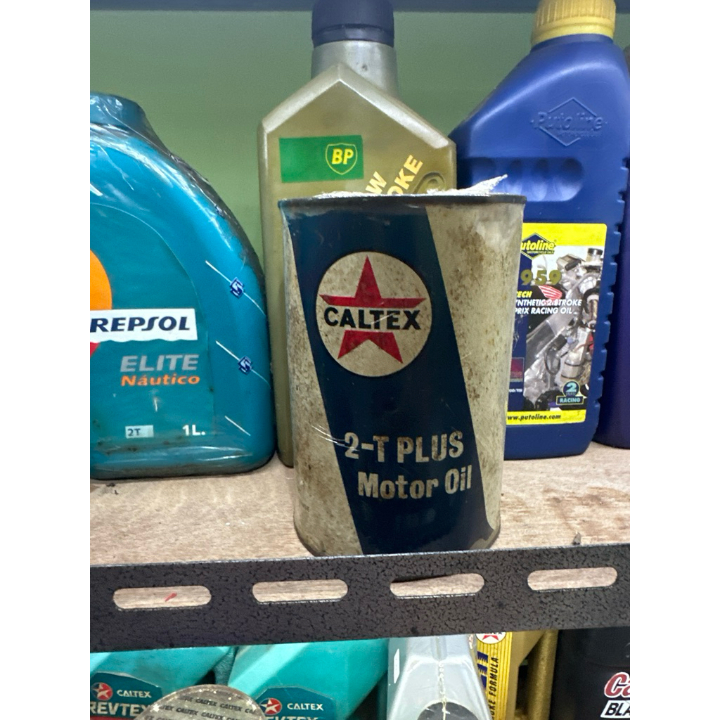 oli samping Caltex plus kaleng 1liter 2t original stok lama
