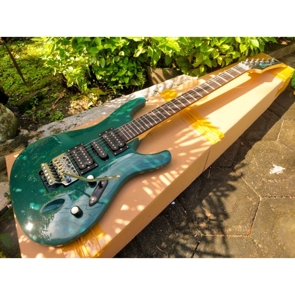 Gitar elektrik Ibanez s series.... gitar elektrik model Ibanez...