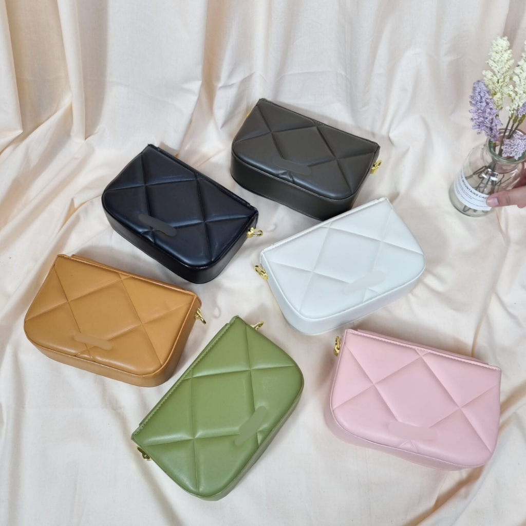 TAS MINI PADDED DANIKA CHUNKY CHAIN HANDLE