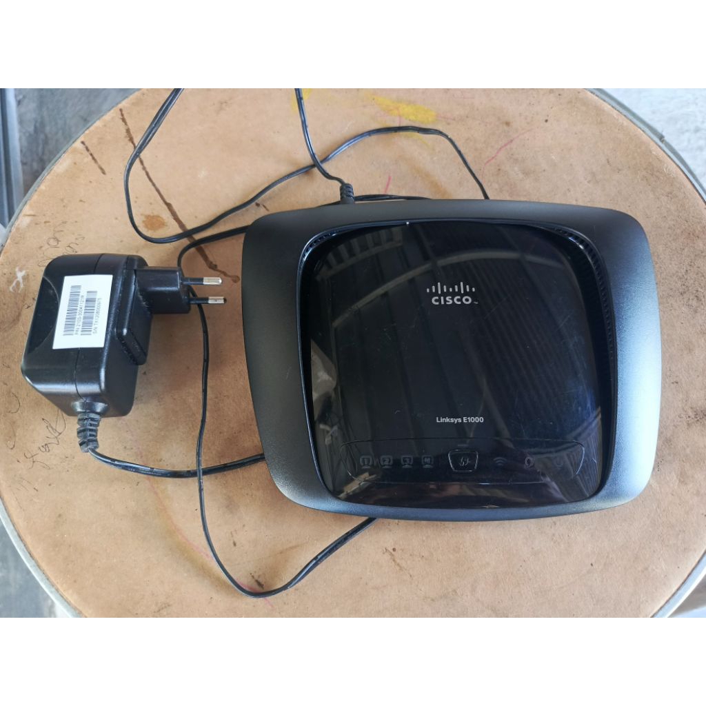 Router cisco e1000 bekas