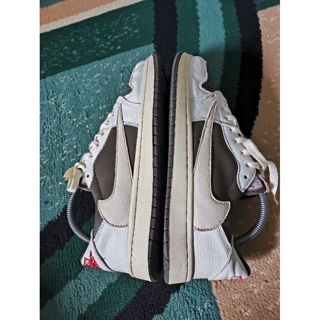 SEPATU NIKE TRAVIS SCOTT NO 42 SECOND BEKAS ORIGINAL