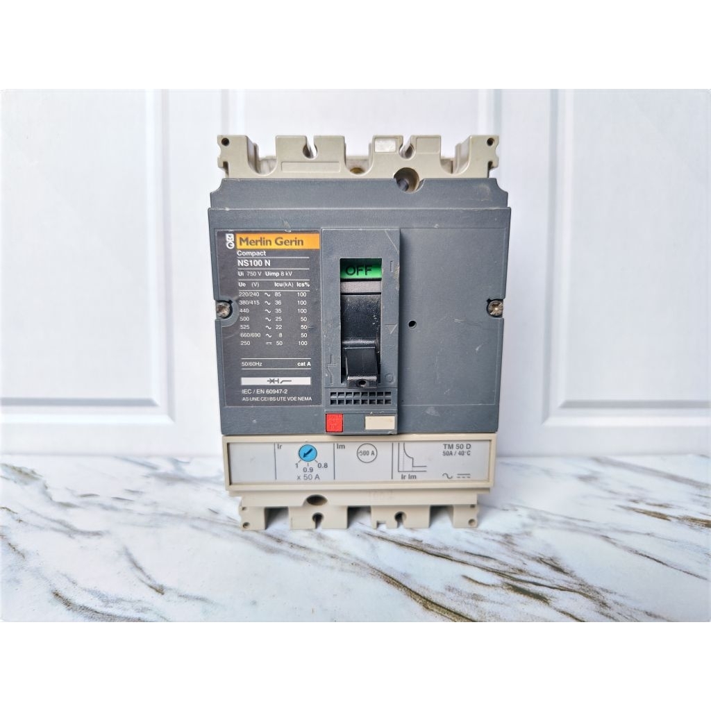 MCCB NS100N MERLIN GERIN, 25A, 50A, ORIGINALLY