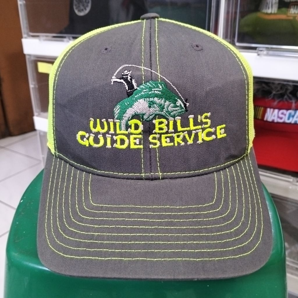 topi caps logo orang mancing