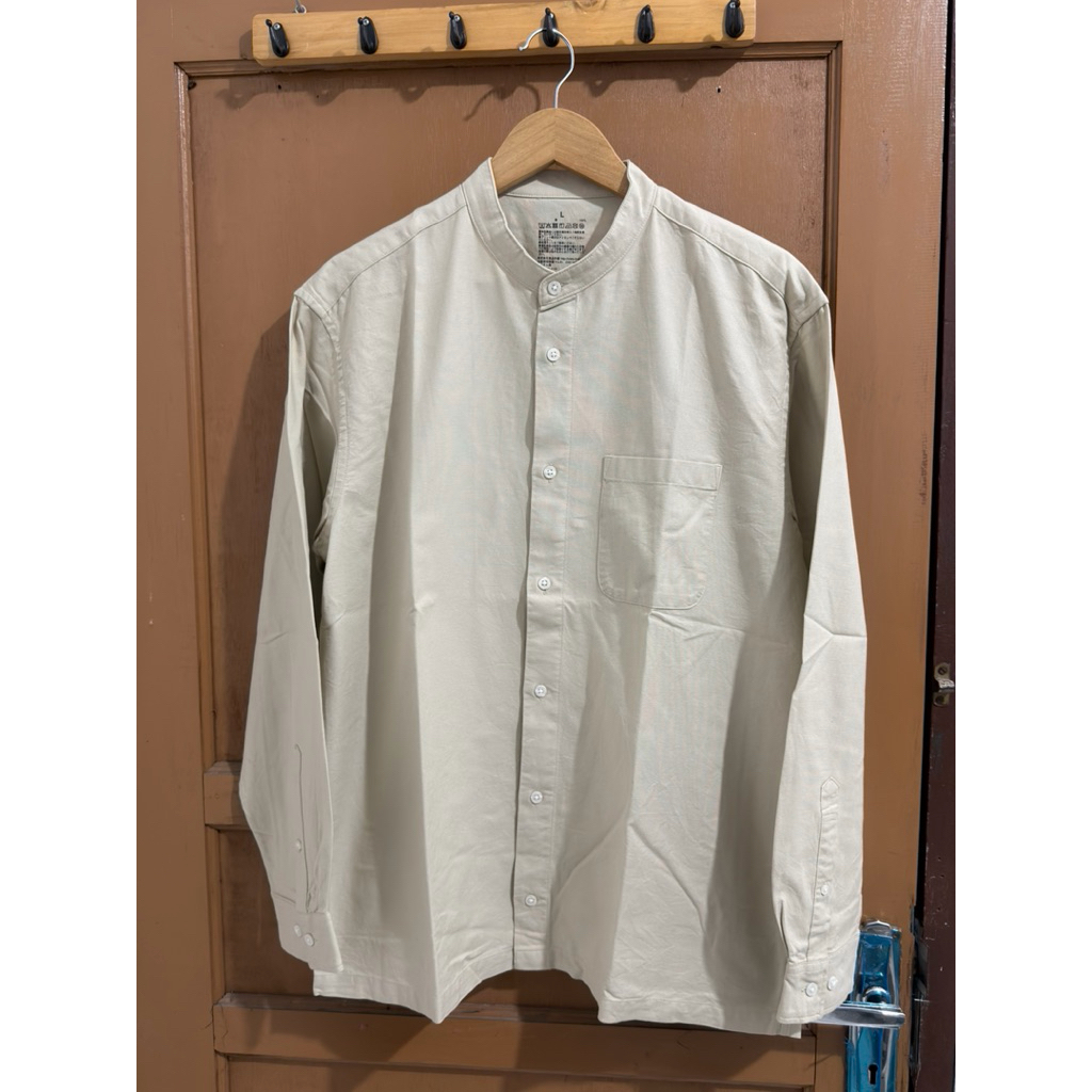 Preloved Kemeja Sanghai Muji Warna Cream