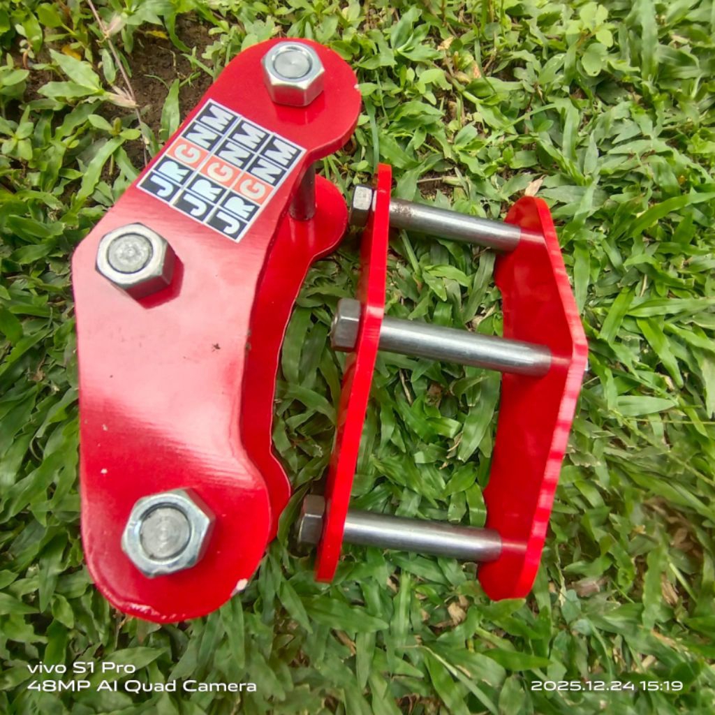 Anting Per Daun / Peninggi Per Mobil 15cm Suzuki Katana