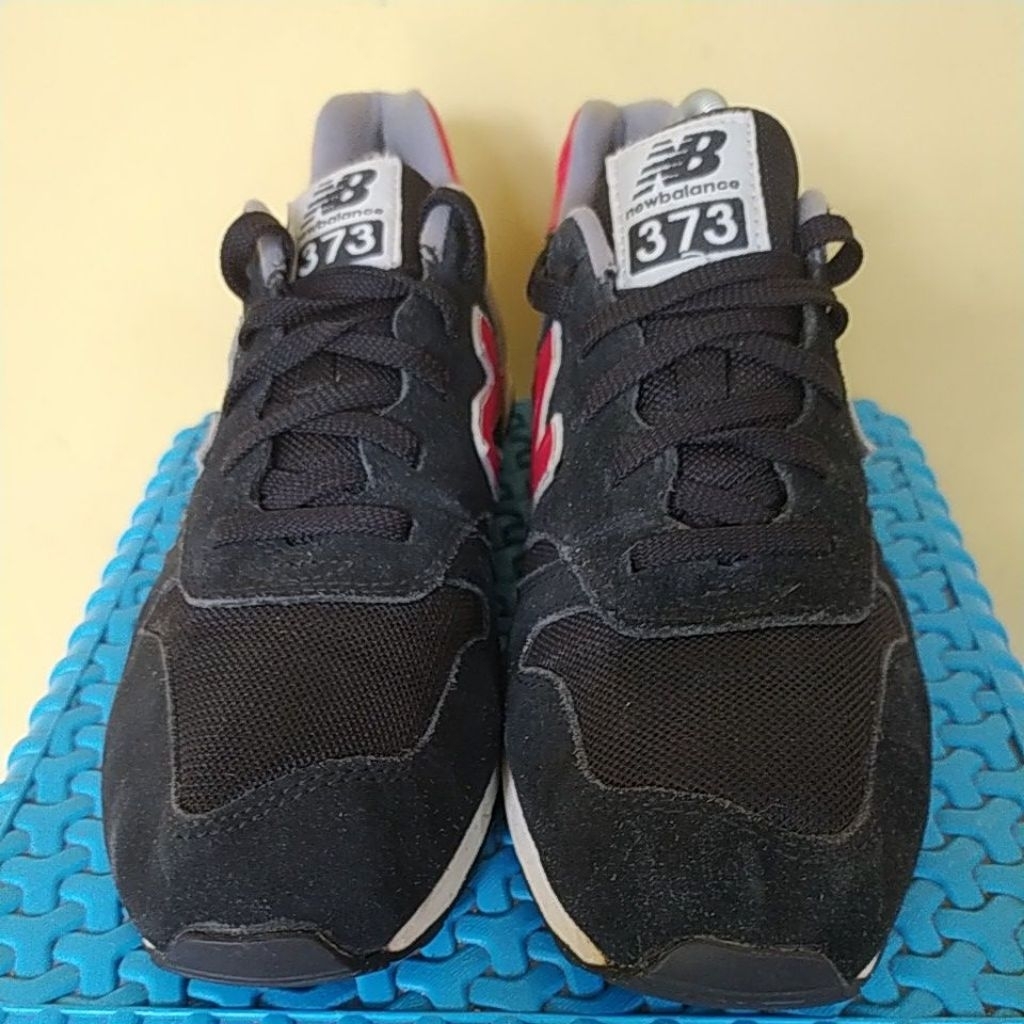 Sepatu Second New Balance 373 Size 44 Insole 28 cm