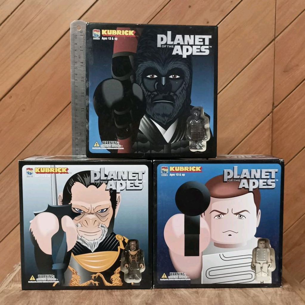 KUBRICK Planet of The APES SET