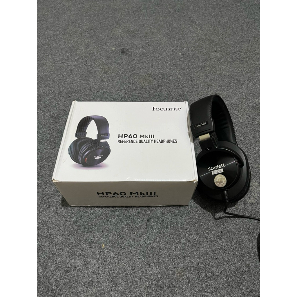 Focusrite Hm60 headphone monitoring bekas