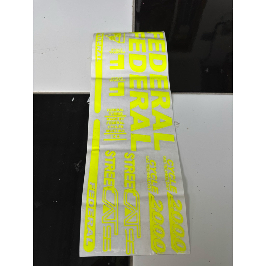 Cutting stiker sepeda federal kuning stabilo oracal
