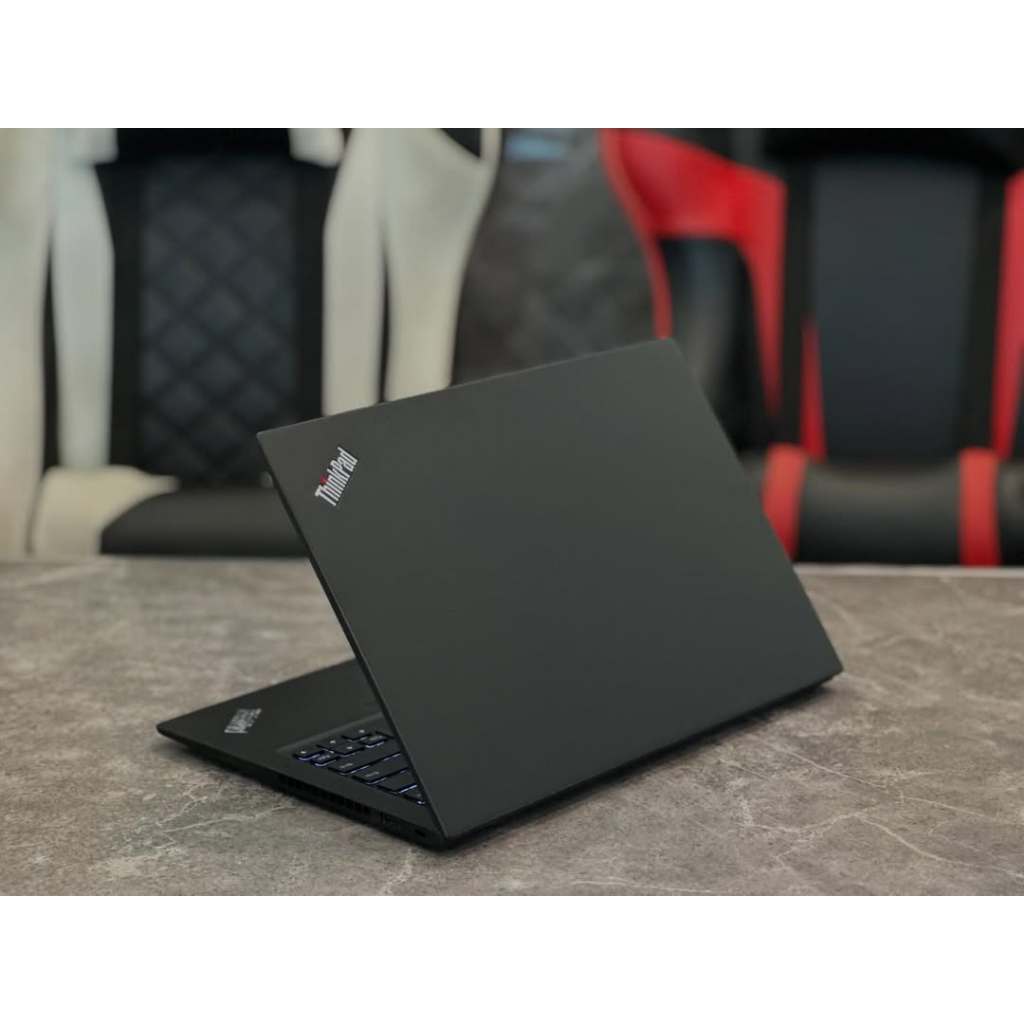 Lenovo Thinkpad T495S