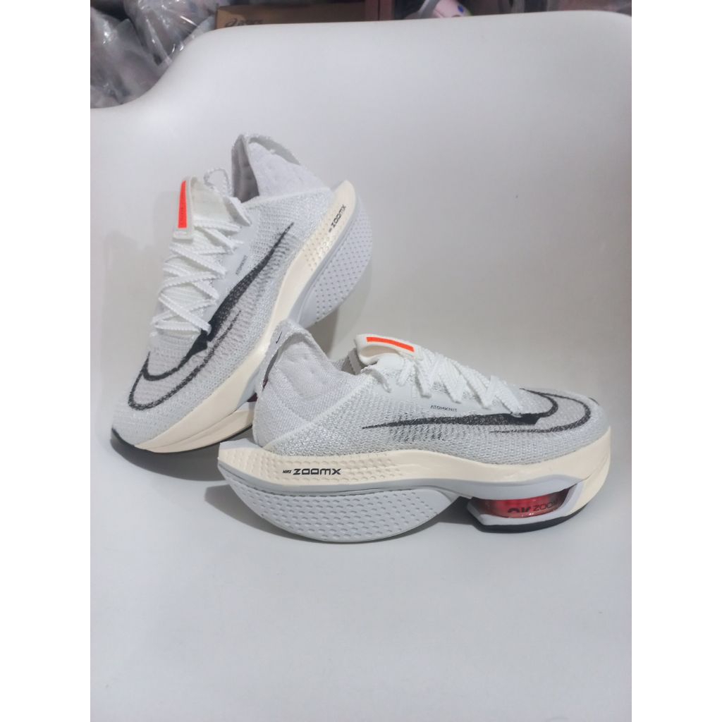 SEPATU RUNNING WANITA NEXT%2 ALPHAFLY