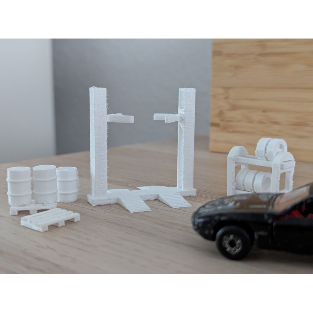 GARAGE DIORAMA SET
