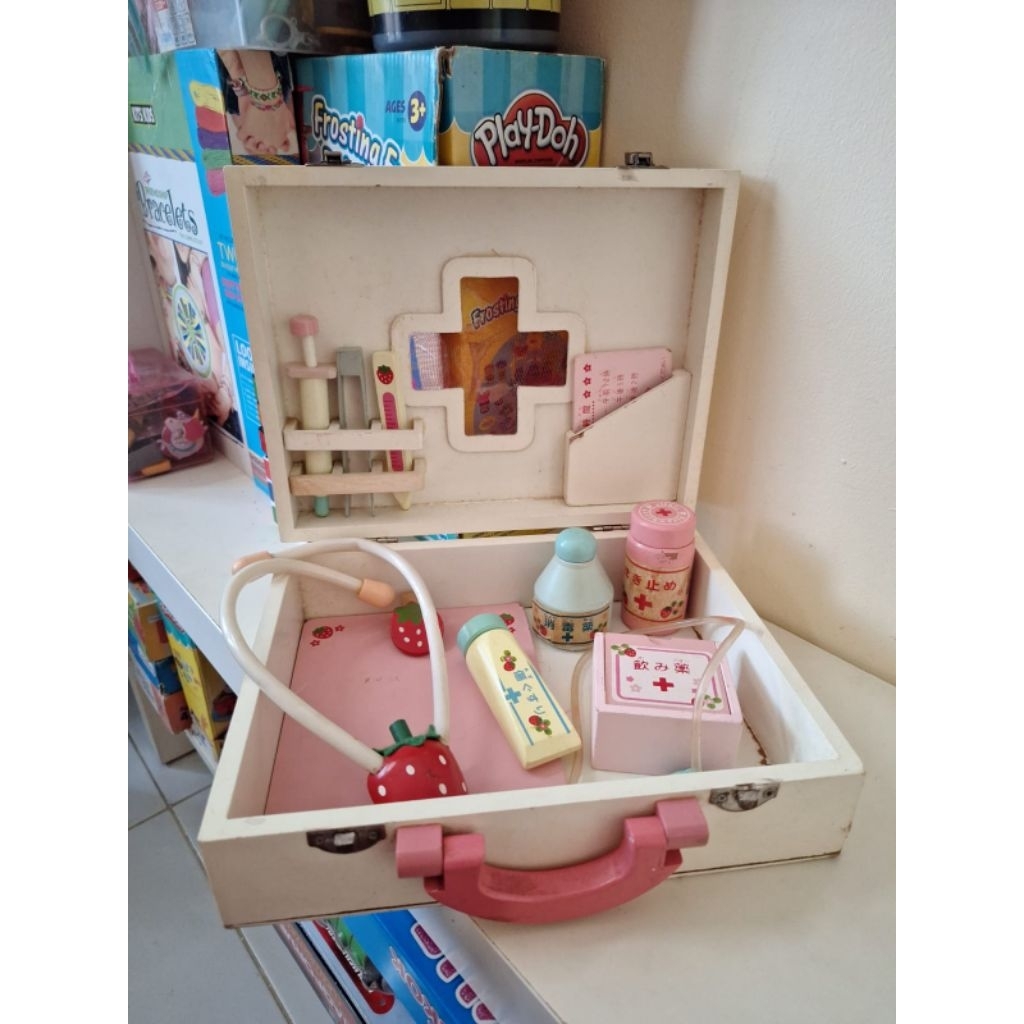 Preloved Mother Garden Doctor Trunk Wooden toys Mainan Dokteran anak