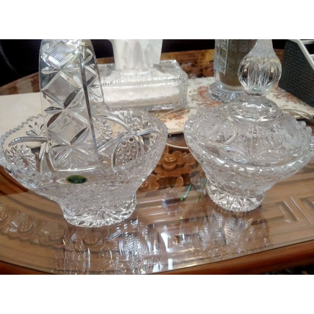 keranjang kristal bohemia putih