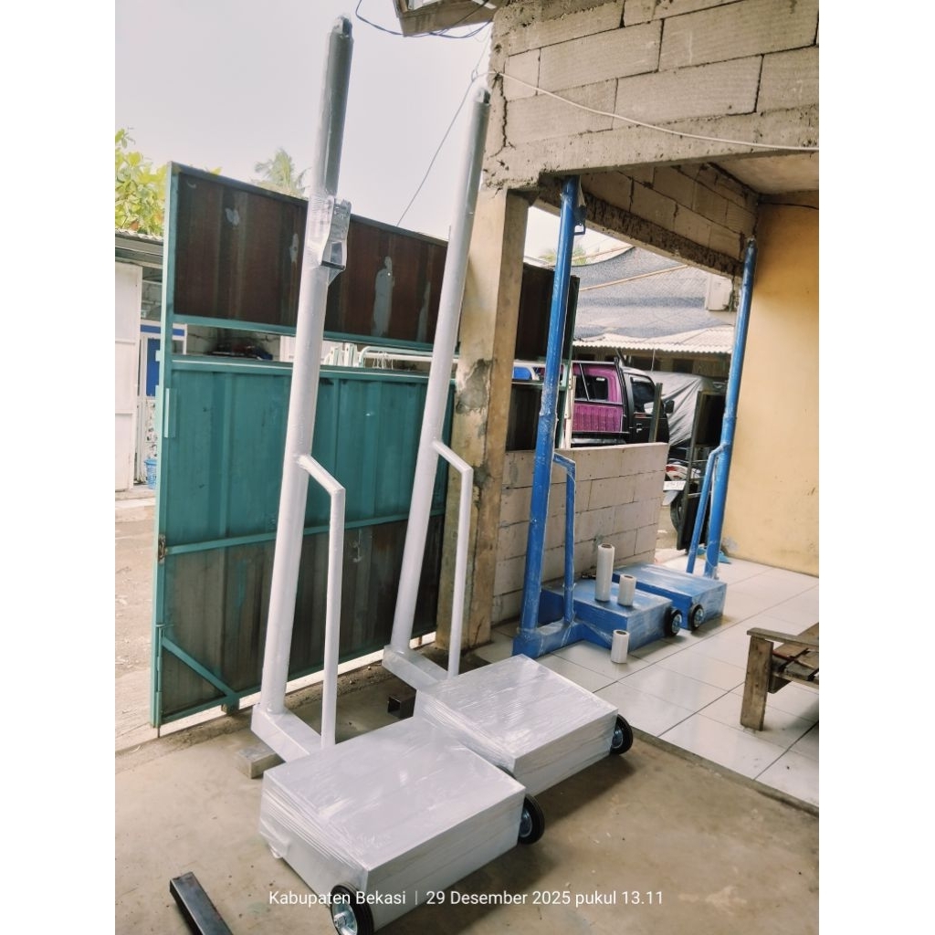 TIANG NET MULTIFUNGSI PORTABLE VOLI,BADMINTON,TENIS