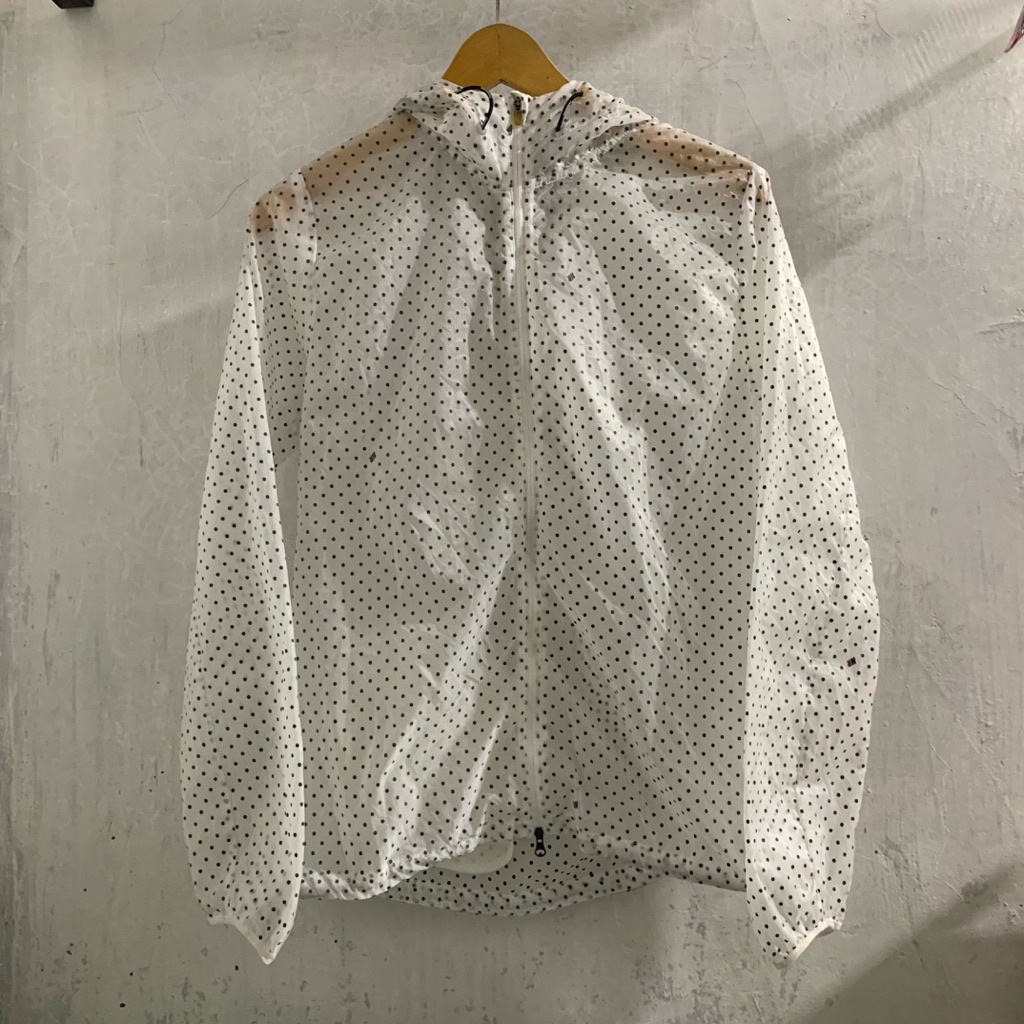 Jacket Olahraga Putih Packable
